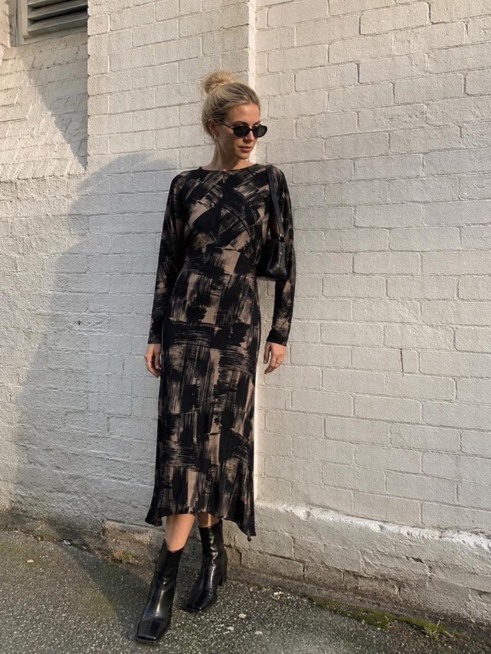& Other Stories Black and Beige Brushstroke Long Sleeve Midi Dress
